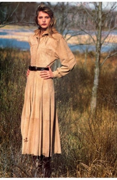 Timeless Style - Picture 7 of 7